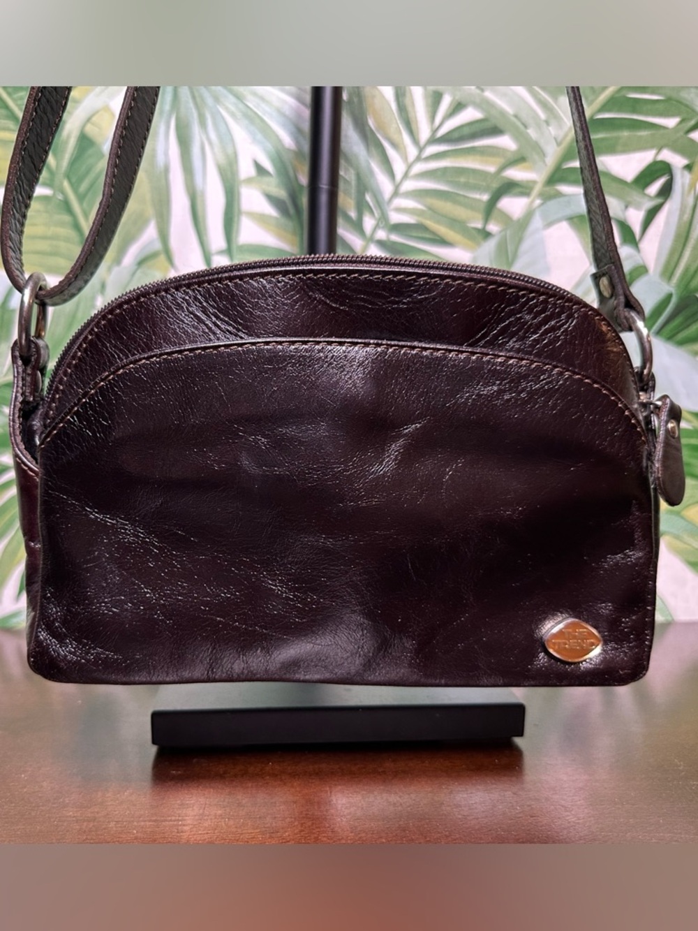 Vintage The Trend Compact Dark Brown Leather Crossbody with Subtle Logo Accent